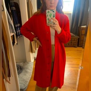 Amazing vintage 70s vibrant red/orange long sweater